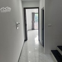 Nhà Xây Mới 3Tx38M2, Giá Chỉ 2.22 Tỷ Ô Tô Đỗ Gần Nhà, Cuối Đồng Mai Hà Đông Liên Hệ: 0968756604
