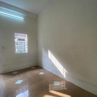 Cho Thuê Phòng Vskk, Có Gác Xép, Giờ Tự Do, Ko Chung Chủ, Ở Luôn Tại Xuân La. Liên Hệ: 0988823826
