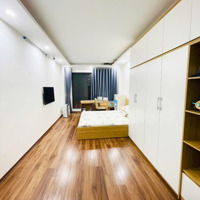 Thanh Xuân - Ttq -Nhà 6 Tầng,40M, Giá 8Xtỷ - Gần Phố, Trường,2P Ra Hồ, Chợ! Cách Bãi Gửi Ô Tô 30 M