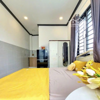 Căn Hộ Dịch Vụ Giá Đẹp Mà Có Ban Công, Cửa Sổ Phòng Sáng Thoáng Đầy Đủ Nội Thất Tại Nguyễn Gia Trí