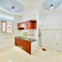 Bán Nhà 2 Tầng Lô Gics 2 Mặt Tiền Hẻm Xe Hơi Thông, Đường Bùi Quang Là Gò Vấp. 46M2 Giá Chỉ 4.59 Ty