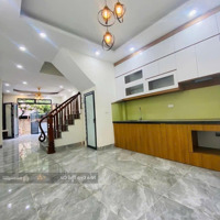 Nhà Ngay Chợ, Trường Học Các Cấp, Ô Tô Ngay Nhà, 3Km Bx Yên Nghĩa.