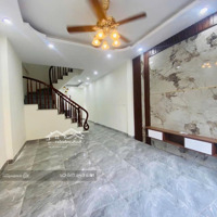 Nhà Ngay Chợ, Trường Học Các Cấp, Ô Tô Ngay Nhà, 3Km Bx Yên Nghĩa.