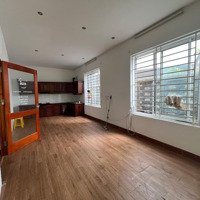 Chính Chủ - Cho Thuê Mặt Bằng Làm Văn Phòng, 6M Ra Phố, Cổng Vào Mặt Phố Từ Hoa -