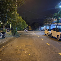 Cực Hiếm. Nhà 3 Mặt Tiền 2 Tầng Mới Keng.diện Tích95M2. Ngang 7M. Đi Bộ Tắm Biển. Sẵn Sổ. Giá Chỉ 11 Tỷ
