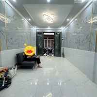 Nhà Đẹp 21M2, 3 Tầng Dts 63M2, Hẻm 4M Hoàng Diệu Sát Q1. 4,45 Tỷ