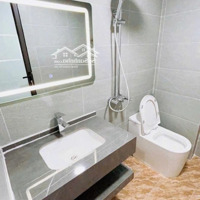 Ô Tô Đỗ Cửa! Phân Lô Trường Chinhdiện Tích48M2 4 Tầngmặt Tiền8.5M-Nhà Mới Nội Thất Xịn