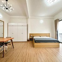 Căn Hộ Cao Cấp Ban Công Full Nội Thất Ngay Trung Tâm Q6