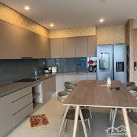 Chính Chủ Bán Căn Hộ The Song,Diện Tích122M2, Căn Góc 3 Phòng Ngủ View Biển Giá Chỉ 5,5 Tỷ, Nội Thất Cao Cấp
