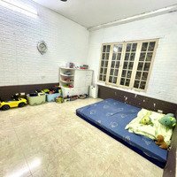 Bán Nhà Phố Cổ Thợ Nhuộm 18M2 X 3 Tầng Khép Kín, Kd Homestay & Ở, Chỉ 5.6 Tỷ. Liên Hệ: 0347028257