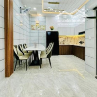 Hàng Hiếm! Chú Bảy Bán Nhà An Dương Vương, Q5 Chỉ 2Tỷ250. Nhà 60M2 - 3 Phòng Ngủ-Sân Thượng.sát Đh Sư Phạm
