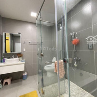 Bán Nhàmặt Tiềnlê Quang Định 8X35M 1 Trệt 2 Lầu Vuông Vức Hiện Đang Cho Trà Sửa Thuê 50 Triệu/Th