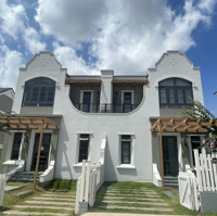Chuyển Nhượng Biệt Thự Novaworld Phan Thiết Nằm Trục Đường Thông 16M Giá: 4.3 Tỷ Bao Thuế Phí