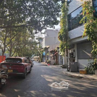 Hiếm, Bán Nhà Mặt Phố Đường Nguyễn Văn Trỗi, Hà Đông, 72 M2 Mặt Hồ Mỗ Lao Thoáng Mát, Ở Sướng
