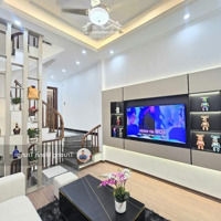 Bán Nhà Ngõ 354 Trường Chinh, Gần Ngã Tư Sở, Ngõ Rộng Ba Gác Vào Nhà Trước Cửa Gần 3M, 34M2*5T
