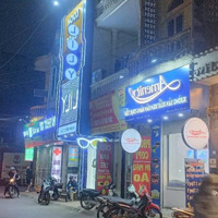 Mặt Phố Cầu Giấy - Bán Nhà 2 Tầng Lô Góc -Diện Tích90M2 Xmặt Tiền6M Giá Bán 58 Tỷ