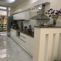 Cho Thuê Nhà Nguyên Căn Phố Bồ Đề, 18 Triệu/Th