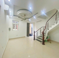 Bán Gấp Nhà Nguyễn Trãi, Hà Đông - 15M Ra Mặt Phố Lê Lợi, Mặt Tiền Gần 6M, 46M2X4T Giá Chỉ 7.6 Tỷ