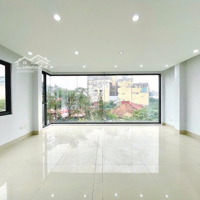 Cho Thuê Nhà Mặt Phố Kinh Doanh Khách Sạn Với 33 Phòng, Diện Tích 180M2, 9 Tầng, Cầu Giấy, Hà Nội