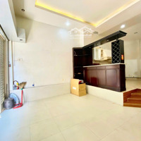 Nhà Giá Hời 2Tỷ050 Chính Chủ Đ.trần Quý Cáp, P.11, Bình Thạnh.diện Tích40M2. Đang Cho Thuê 22 Triệu/Th Hxh