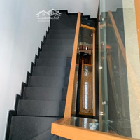 Nhà 5 Tầng Mặt Tiền Ngay Đh Luật, 120M2, Ngang 6M, Sổ Riêng Hoàn Công, Có Thang Máy. Giá Chỉ 14.9 T