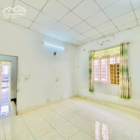 Căn Góc Hẻm Xe Hơi Thông 1 Trục - Ngay Chợ Phạm Văn Bạch, Emart 2- 46M2 - 4.59 Tỷ.