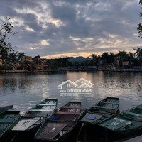 Nhà Nghỉ Dưỡng Homestay, Kinh Doanh Nhà Hàng