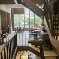 Nhà Vip Lô Góc Phố Hoàng Cầudiện Tích400M, Xây Dựng 150Mx5 Tầngmặt Tiền30M, Vỉa Hè Rộng, Phù Hợp Mọi Mô Hình