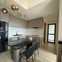 Cho Thuê 2 Phòng Ngủmcp View Hồ Bơi 74M2, Giá Cực Tốt Chỉ 7.5 Triệu/Tháng. Masteri Centre Point