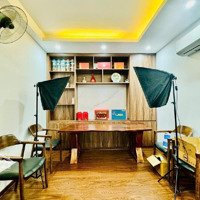 Nguỵ Như Kon Tum Lô Góc Siêu Siêu Đẹp.
 Diện Tích: 55M2 Trên Đua 75M2X7T Thang Máy.
Vị Trí Kinh Doanh: Cafe,