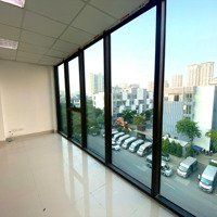 Cho Thuê Văn Phòng Khúc Thừa Dụ, Giá Thỏa Thuận, 120M2, View Đẹp, Uy Tín, Cầu Giấy, Hà Nội