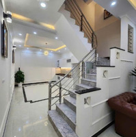 Nhà Ở Khu Bàn Cờ Nguyễn Thiện Thuật, P1, Quận 3, Chỉ 6,4 Tỷ, 70M2 Shr, Với 4 Tầng 4 Phòng Ngủsăn Hdt 22 Tr
