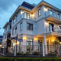 Nhà Phố Góc Lakeview City,Diện Tích9,6X16 1 Trệt 3 Lầu, 4 Phòng Ngủfull Nội Thất Cho Thuê Giá Bán 33 Triệu Bao Phí