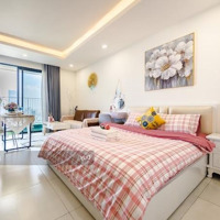 Nhà Thật. Cho Thuê Studio D''capitale Trần Duy Hưng. Nhà Trống Vào Được Luôn. Giá 13. 5 Triệu