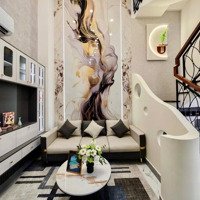 Nhà Mới Ở Ngay, Sát Phan Xích Long Khu Phố Ẩm Thực, Hẻm Xe Hơi, Nhỉnh 6 Tỷ