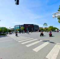 Mặt Phố Ngô Gia Tự, Long Biên,Diện Tích200 M, 5 T,Mặt Tiền8 M, Giá Bán 45 Tỷ 8, Vỉa Hè Rộng, Ttp, Kd Sầm Uất