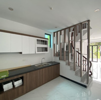 Bán Nhà 3 Tầng(60M2) Có Sân Riêng Trước Nhà Để Ô Tô, Mặt Ngõ Thông Ra Sân Bóng, 3.55 Tỷ. 0966929600