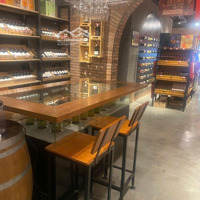 Chính Chủ Cần Cho Thuê Nhà Mặt Phố Số 88 Đào Tấn 110M2. 3 Tầng. Mặt Tiền 7M
