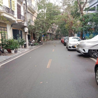 Bán Nhà Phố Nguyễn Tri Phương .Ngõ Thông Khắp Ngả Khu Chia Lô , Ôtô Vào Nhà . Khu Vực Vip Giá Tốt.