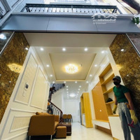 - Hiếm Hót - Trung Tâm Quận Đống Đa - Diện Tích 38M- 6 Phòng- Giá Bán 6.65 Tỷ