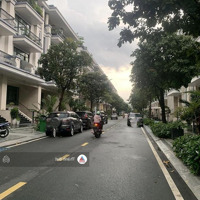 Bán Nhà Thô Thuộc Khu Đô Thị Vạn Phúc 3 Lầu Có Hầm Diện Tích 140M2