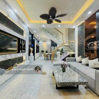 Bán Nhà 3 Tầng Thiết Kế Luxury Gần Ga Đà Nẵng, Siêu Thị, Đầy Đủ Nội Thất