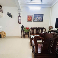 Rẻ Như Tặng, 45M2, 4 Tầng Giá Bán 6 Tỷ, Ngay Cuối Phố Bà Triệu, Hà Đông, Cần Bán Gấp, Giá Nào Cũng Bán