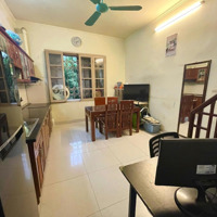 Bán Nhà Mặt Phố Thợ Nhuộm - Trần Hưng Đạo 18M2 X 3 Tầng Khép Kín, Kd Homestay & Ở, Chỉ 5.6 Tỷ