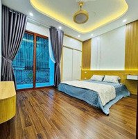 Bán Nhà Tập Thể Võ Thị Sáu, Bách Khoa, 102M2, Hai Bà Trưng, Nhà Đẹp Long Lanh, Ô Tô Đỗ Cửa