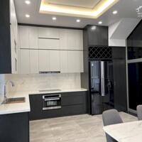 Cho thuê nguyên căn cực đẹp Vinhomes Marina