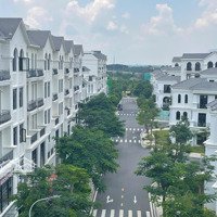 Cho Thuê Nhà Phố 1 Trệt 4 Lầu Full Nội Thất Tại Vinhomes Grand Park Quận 9 Chỉ 30 Triệu/Tháng.