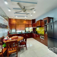 Bán Nhà Mặt Phố Đường Man Thiện, 106M2, Ngang 7M, 4 Ầng, 5 Phòng Ngủ 6 Vệ Sinh Chỉ 18 Tỷ Nhỉnh