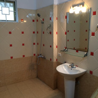 Cho Thuê Căn Hộ 1601 Tòa Nhà Ct13B Nam Thăng Long, Tây Hồ, Hn. Giá Bán 12 Triệu. 81M2, 2 Ngủ. 2 Vệ Sinh