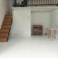 Cho Thuê Nhà 1 Lầu 18M2 Sát Mặt Tiền Trần Quý Cáp, P. 11, Giá Chỉ 8 Triệu/Tháng